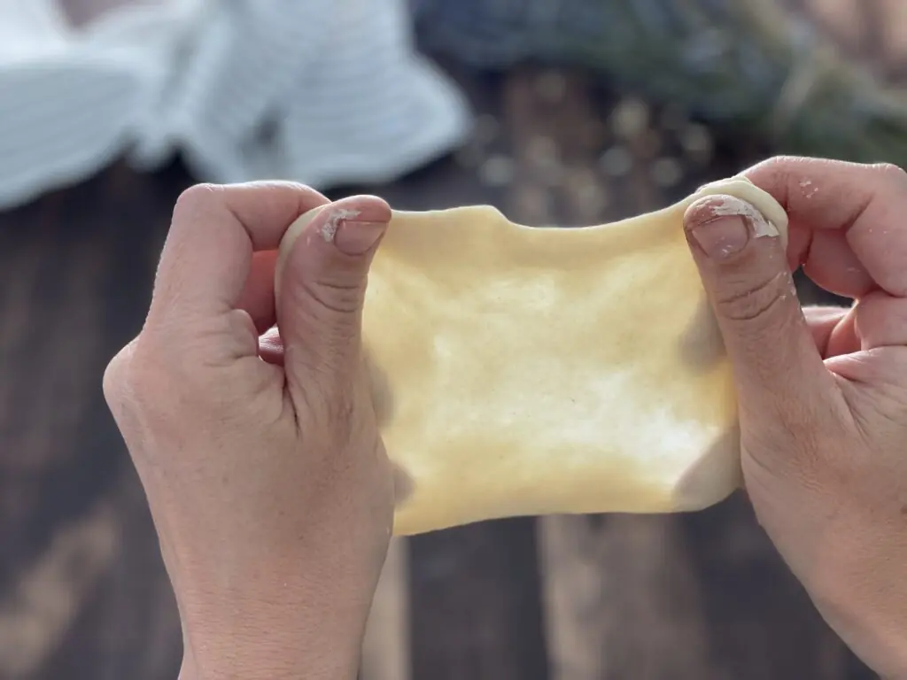 cách nhồi bột bánh mì bằng máy nhồ bột