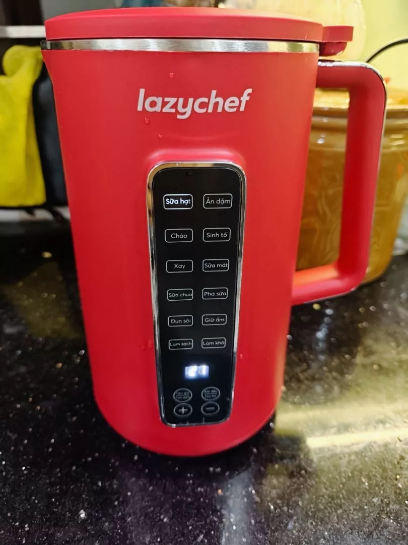 máy làm sữa hạt lazychef có tốt không