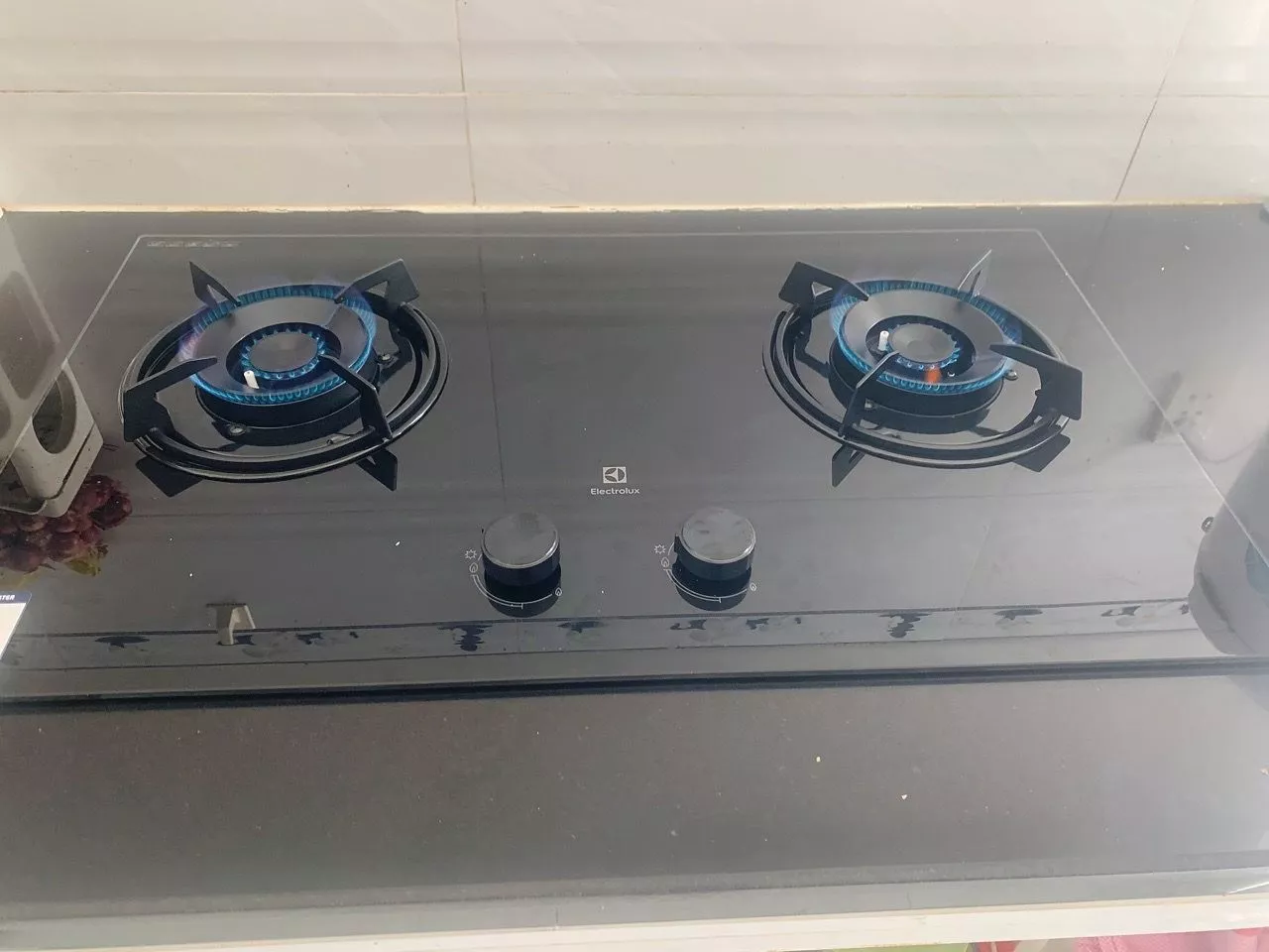bếp ga âm loại nào tốt và tiết kiệm ga Electrolux EHG7202BF