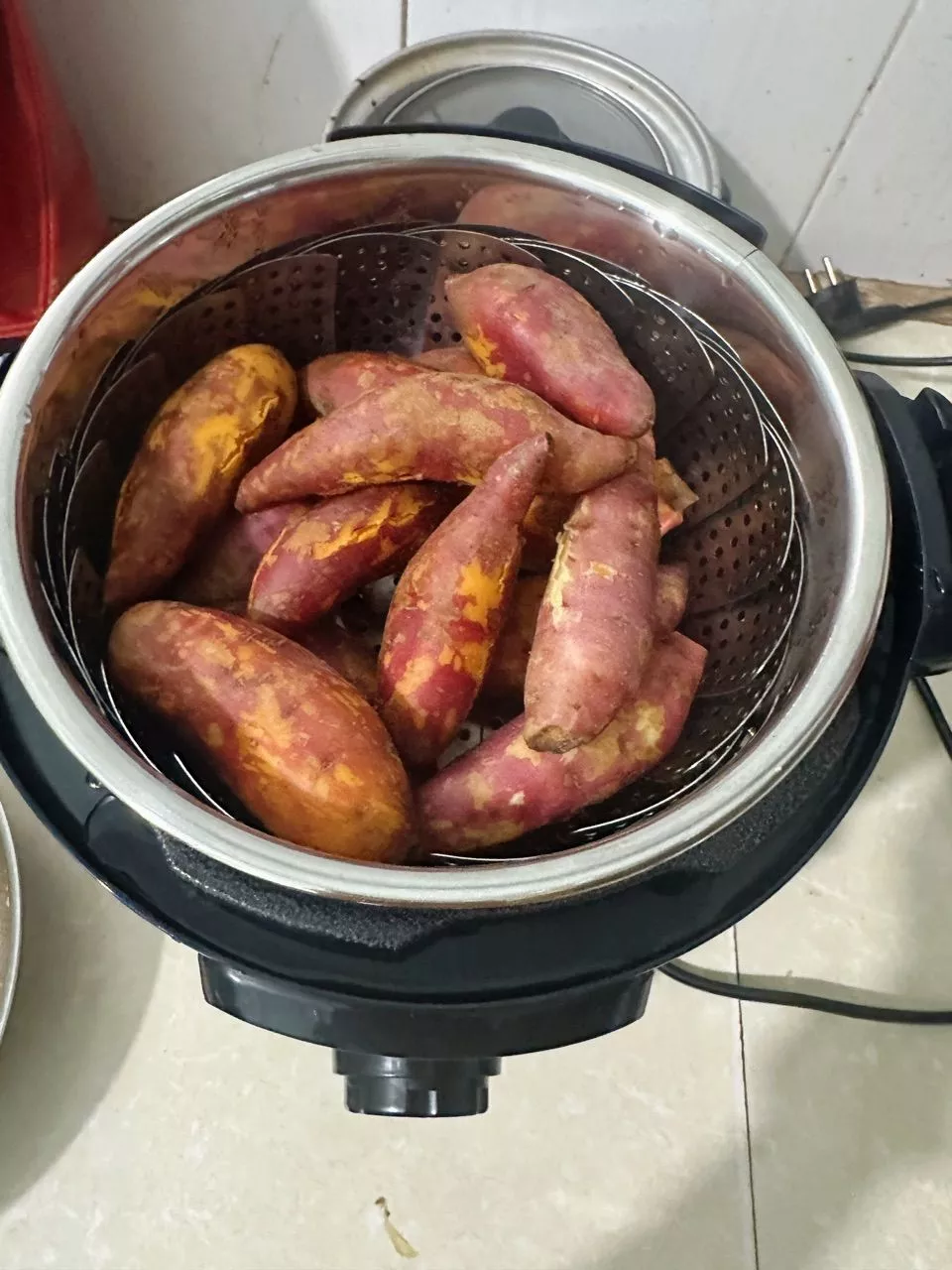 nồi áp suất điện lòng inox loại nào tốt
